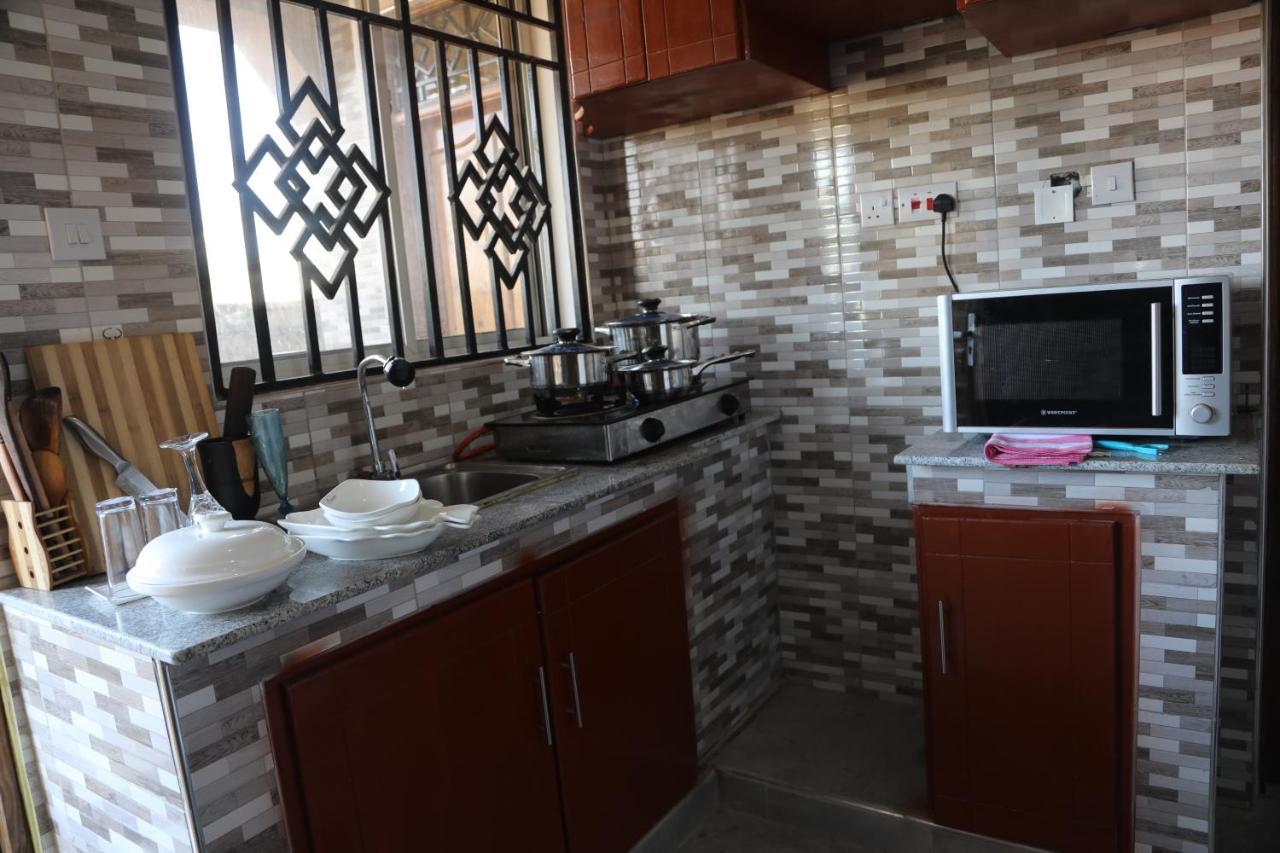 Pearl Lulu Modern Bnb Homestay Dar es Salaam Eksteriør billede