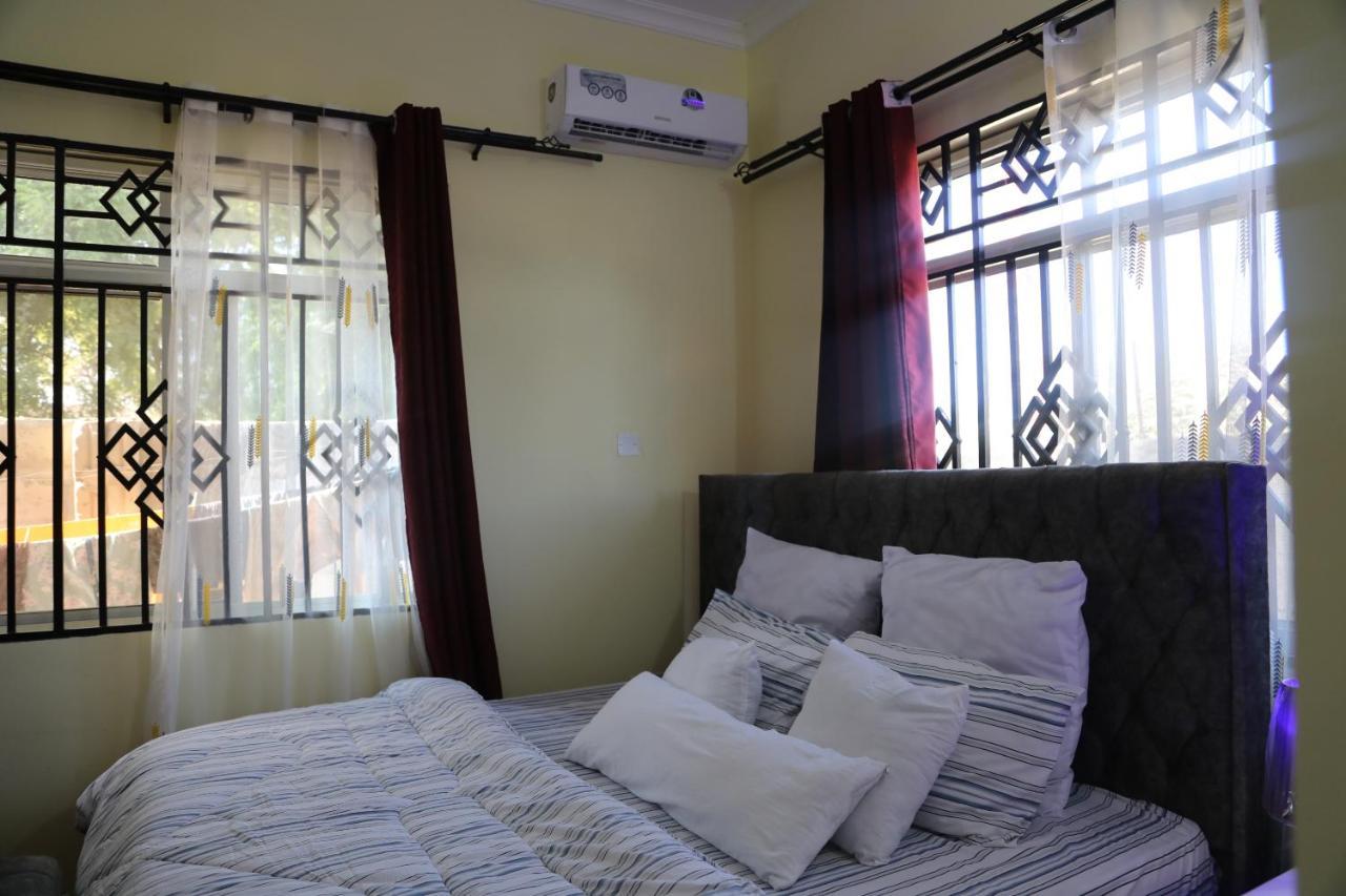 Pearl Lulu Modern Bnb Homestay Dar es Salaam Eksteriør billede