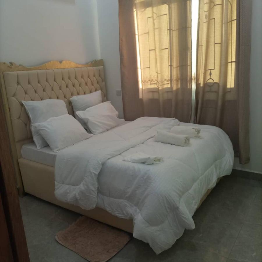 Pearl Lulu Modern Bnb Homestay Dar es Salaam Eksteriør billede